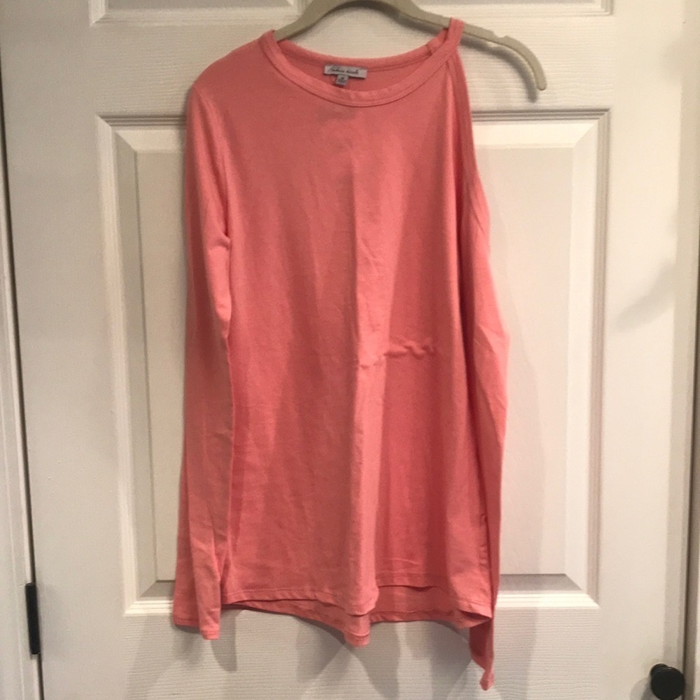 White birch brand M long sleeve tee w/ off shoulder detail of left sleeve- NWT